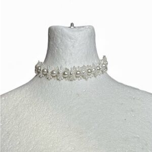 Elegant White Pearl Choker Necklace